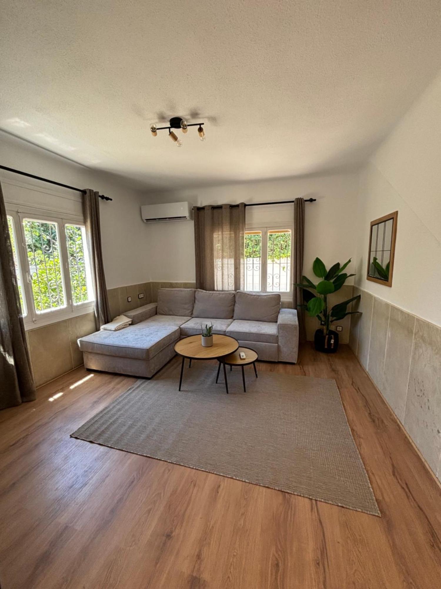 אל קאמפיו Villa Con Piscina A 5 Min A Pie De La Playa Y Pau5 מראה חיצוני תמונה