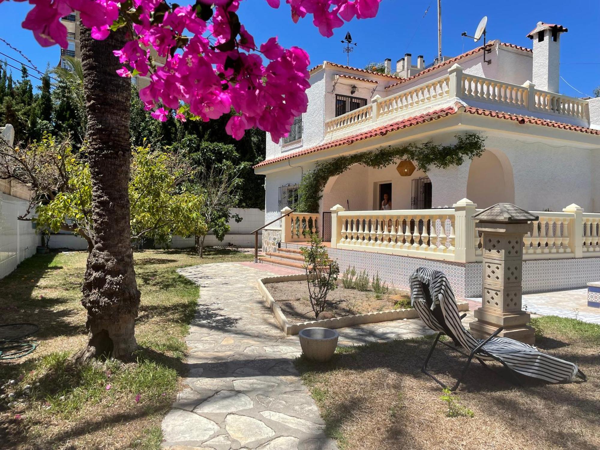 אל קאמפיו Villa Con Piscina A 5 Min A Pie De La Playa Y Pau5 מראה חיצוני תמונה