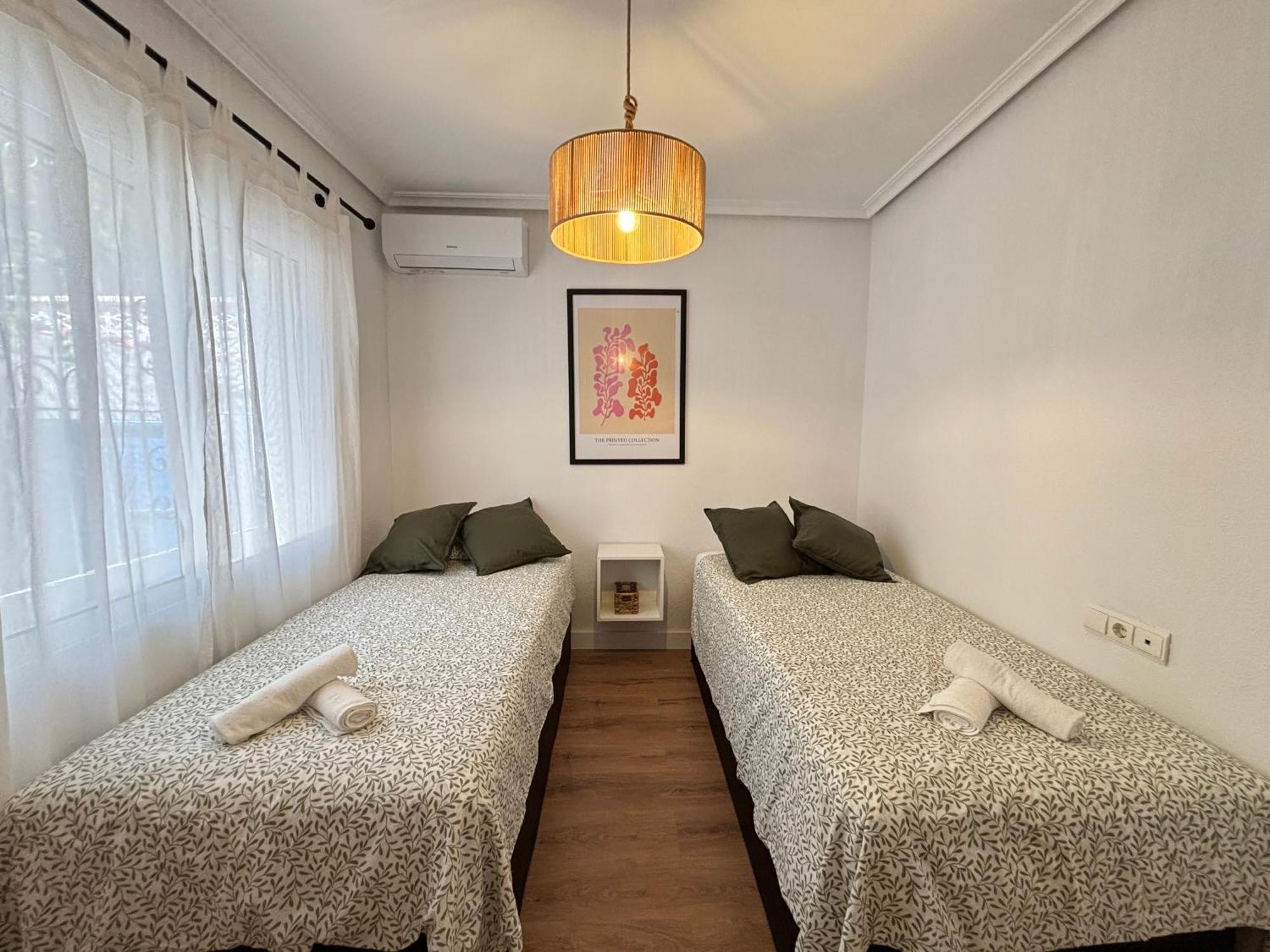 אל קאמפיו Villa Con Piscina A 5 Min A Pie De La Playa Y Pau5 מראה חיצוני תמונה