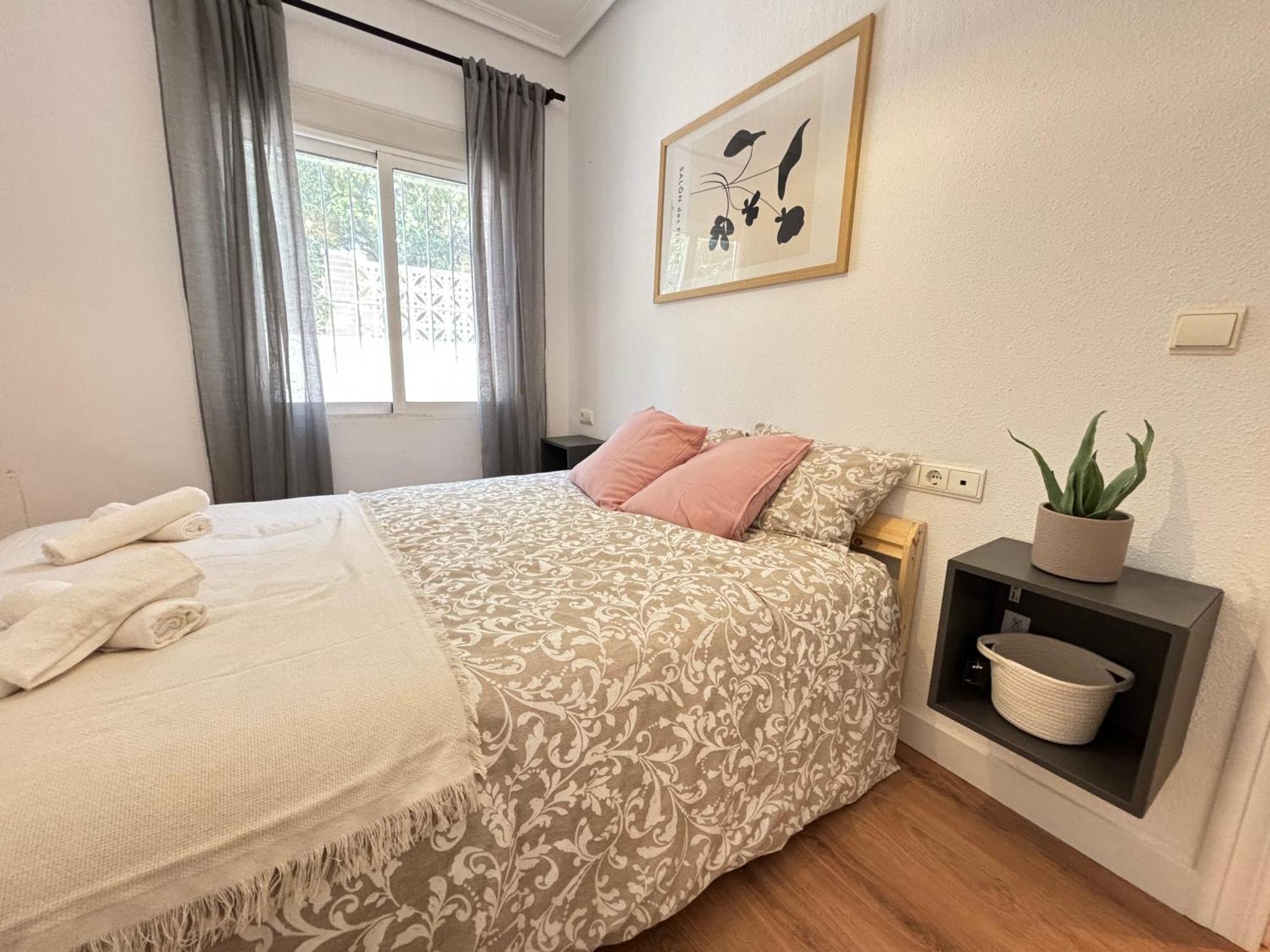 אל קאמפיו Villa Con Piscina A 5 Min A Pie De La Playa Y Pau5 מראה חיצוני תמונה